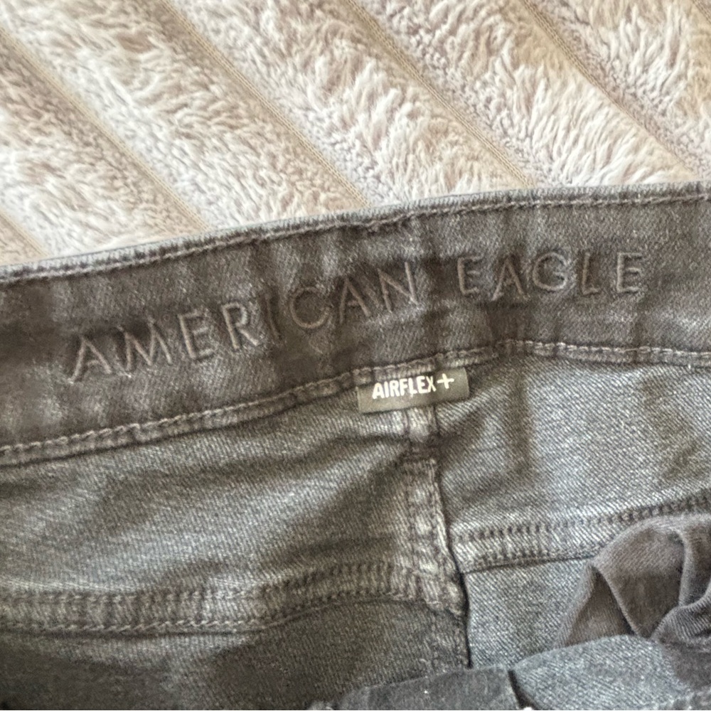 American Eagle Airflex Black Distressed Denim Shorts - Picture 4 of 8